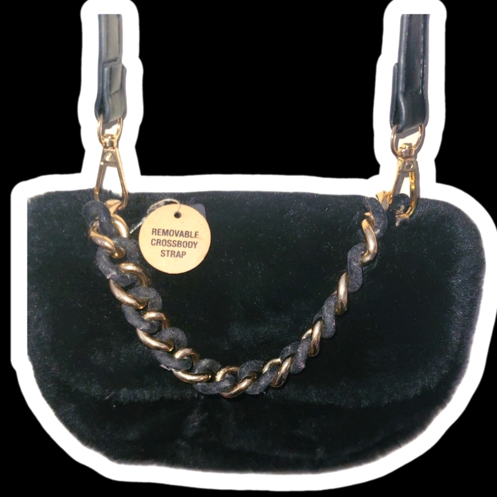 black faux fur crossbody bag + faux gold chain ardene
